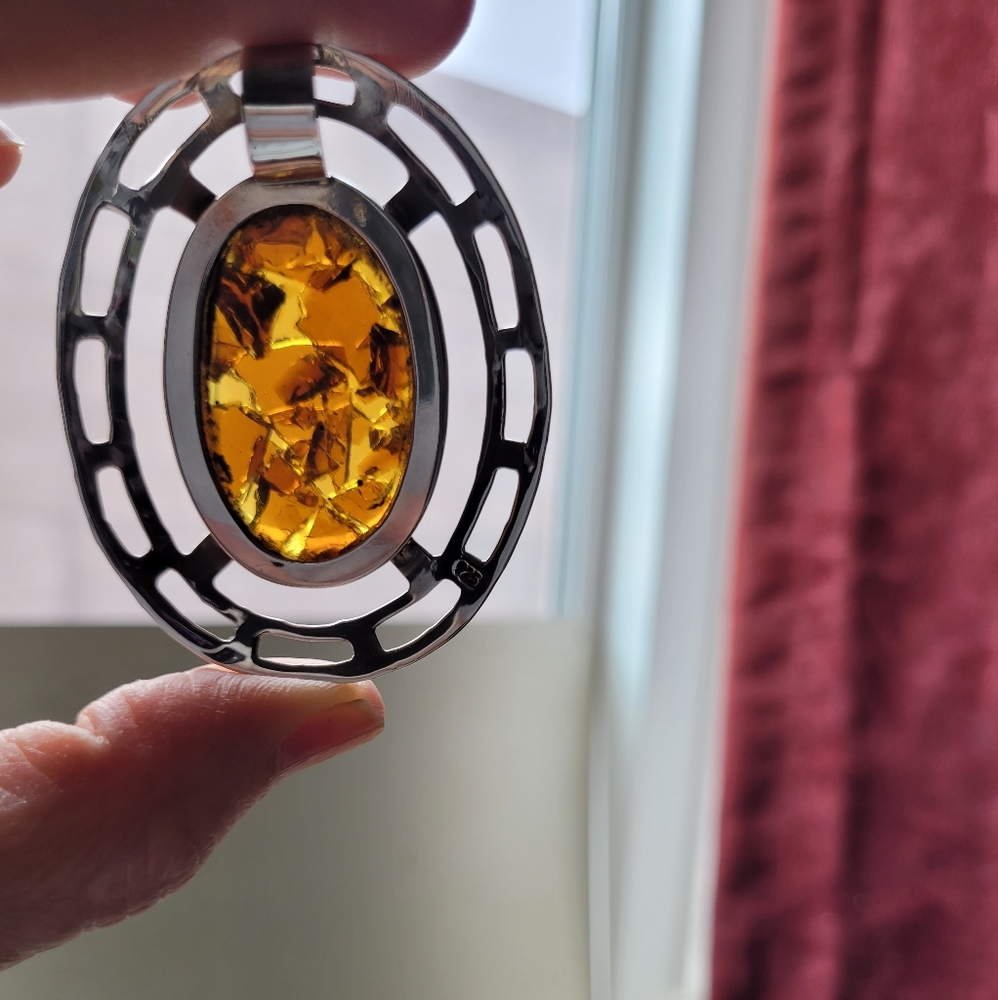 Genuine Amber Silver Pendant - Picture 4 of 12